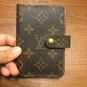 Louis Vuitton monogram pass case